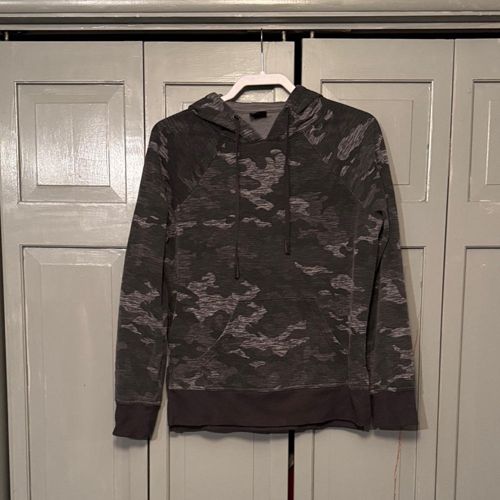 Athletic Works Men's Dark Gray Camo Hoodie